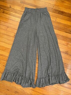 HALARA - Wide Leg Ruffle Hem Lounge Pants - Gray - Medium